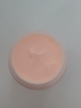 Load image into Gallery viewer, Moisturizing body butter
